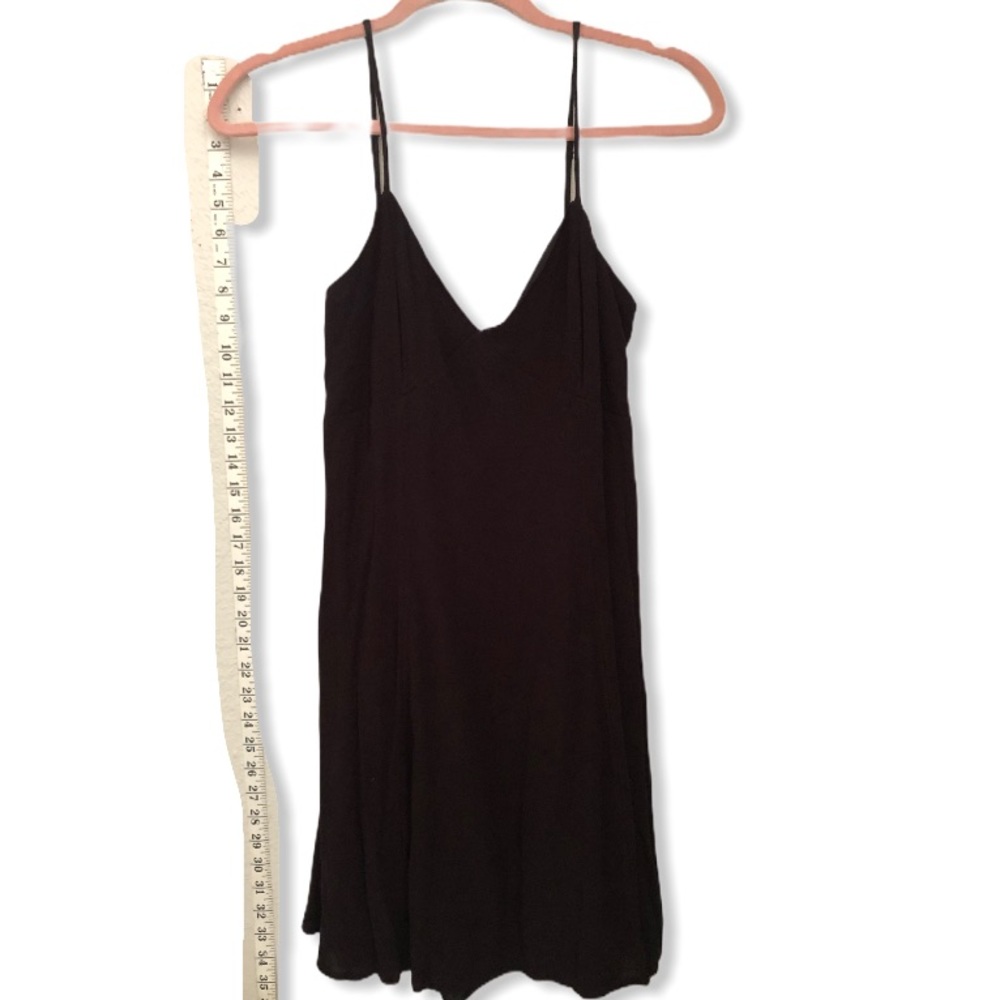 H&M divided black dress with bow in the back